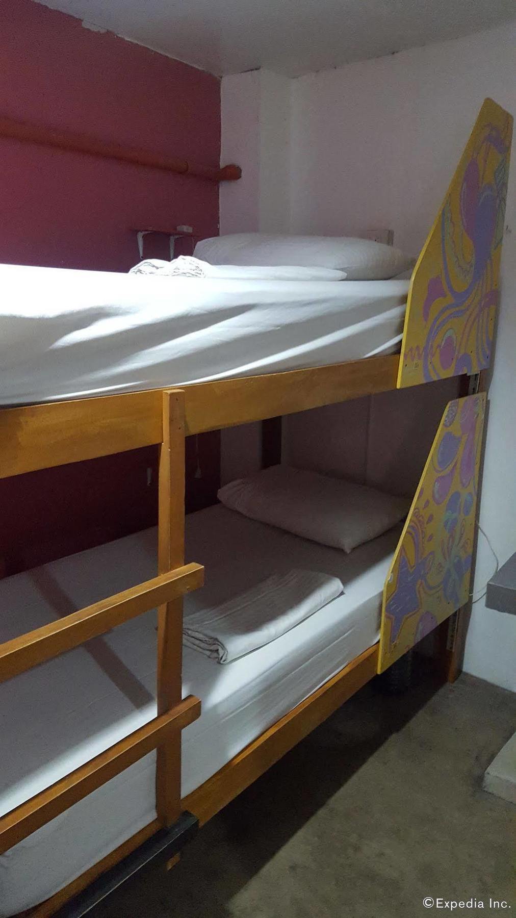 Mnl Boutique Hostel Makati City Екстер'єр фото