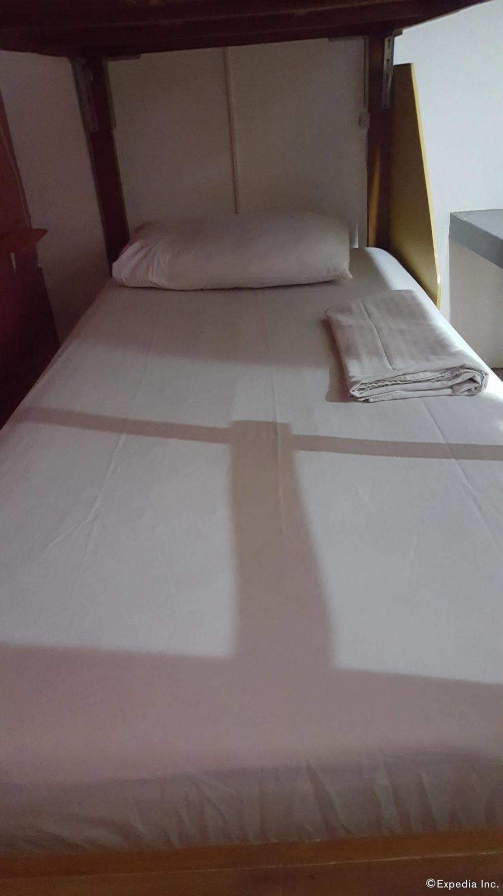Mnl Boutique Hostel Makati City Екстер'єр фото